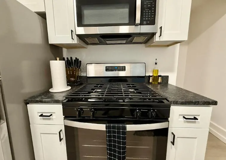 Holiday home Short North Convention King Bed Free Parking Villa Columbus United States